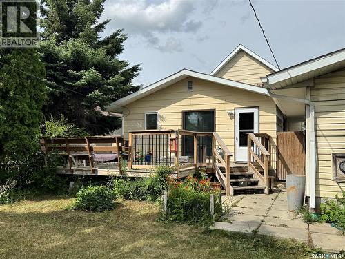 408 4Th Avenue E, Biggar, SK - Outdoor With Deck Patio Veranda