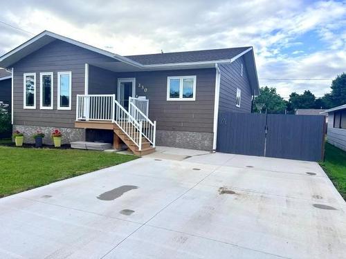 230 Edgar Avenue, Dauphin, MB 
