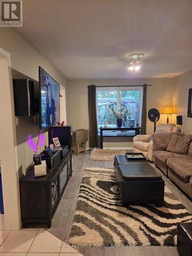 21 Fuller Drive, Guelph (Grange Road), ON 