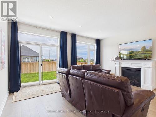 414 Mary Rose Avenue, Saugeen Shores, ON 