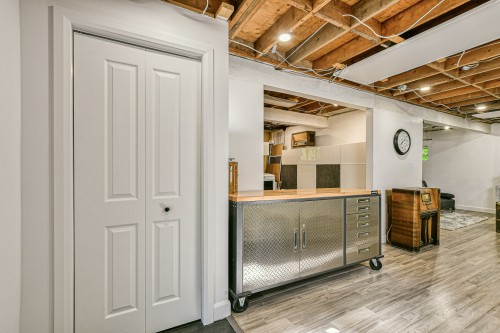 Hall d'entrée/Vestibule - 30 Rue Langlois, Saint-Hippolyte, QC 