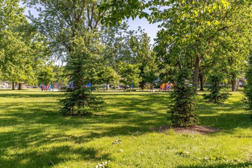 Nearby - 4197 Rue Quevillon, Longueuil (Saint-Hubert), QC 