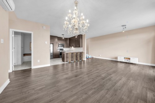 Salle à manger - 305-6960 Grande Allée, Longueuil (Saint-Hubert), QC 