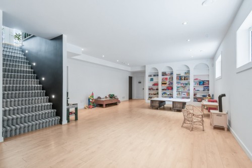Salle familiale - 7015 Ch. Marcil, Saint-Sauveur, QC 