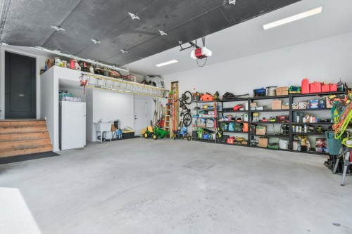 Garage - 7015 Ch. Marcil, Saint-Sauveur, QC 