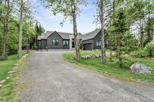 Façade - 7015 Ch. Marcil, Saint-Sauveur, QC 