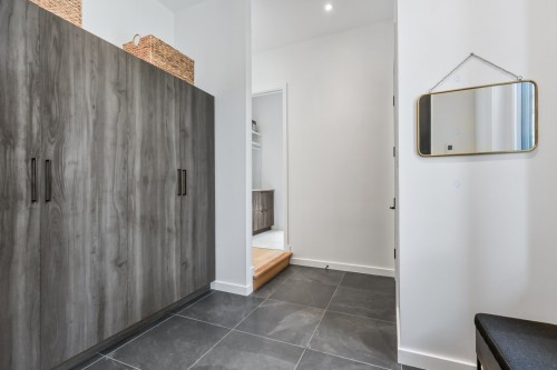 Hall d'entrée/Vestibule - 7015 Ch. Marcil, Saint-Sauveur, QC 