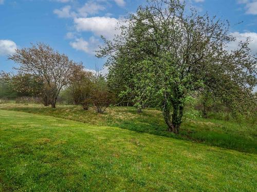 30 Thomas Avenue Sydney Ns, Mira Road, NS 