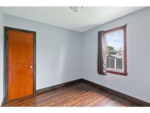 Upper-3200 Longfellow Avenue, Windsor, ON 