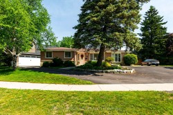 52 Maple Crescent  Orangeville, ON L9W 1X7