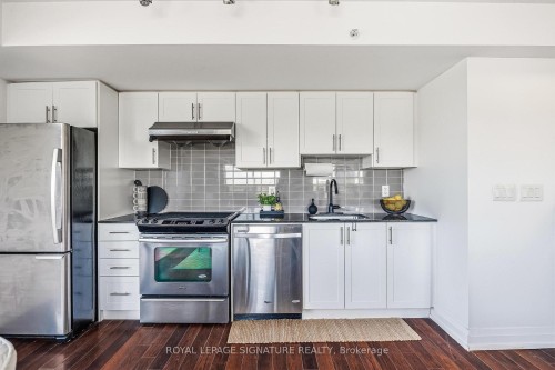 601-3520 Danforth Avenue, Toronto, ON 