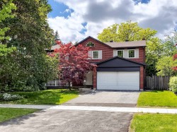164 Banbury Road Toronto, ON M3B 2L8