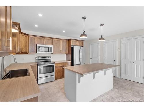 11 Westin Lane, Fredericton, NB 
