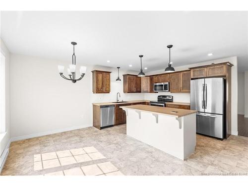 11 Westin Lane, Fredericton, NB 