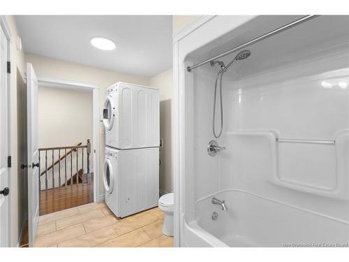 11 Westin Lane, Fredericton, NB 