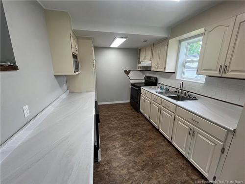 9 Churchill St, Hartland, NB 