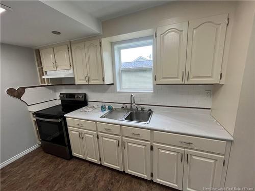 9 Churchill St, Hartland, NB 