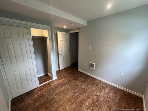 9 Churchill St, Hartland, NB 