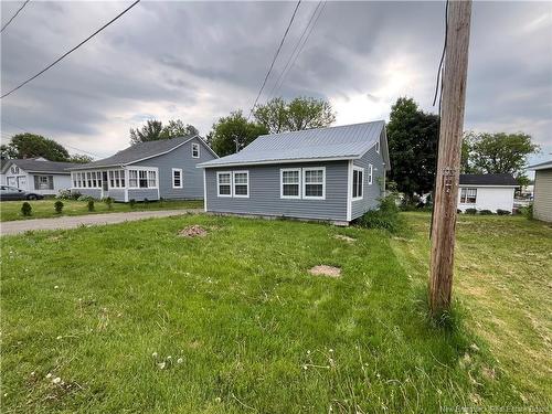9 Churchill St, Hartland, NB 