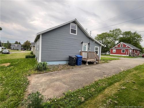 9 Churchill St, Hartland, NB 