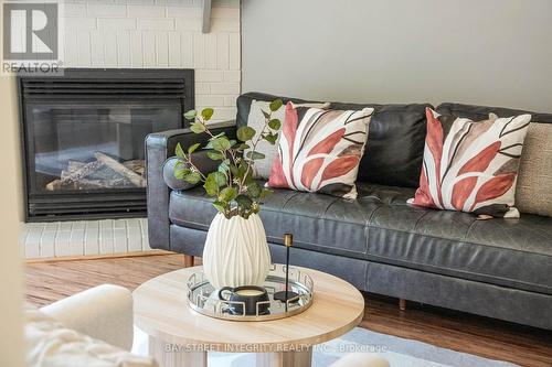 129 Fadine Road, Newmarket, ON 