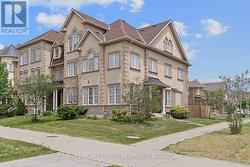 10717 WOODBINE AVENUE  Markham, ON L6C 0H5