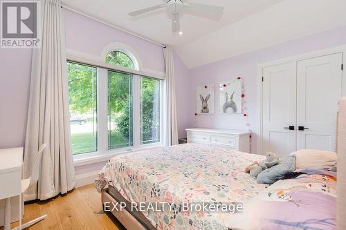 37 Paddy Dunns Circle, Springwater, ON 