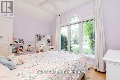 37 Paddy Dunns Circle, Springwater, ON 