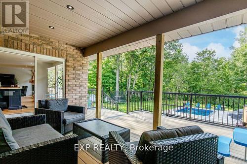 37 Paddy Dunns Circle, Springwater, ON 