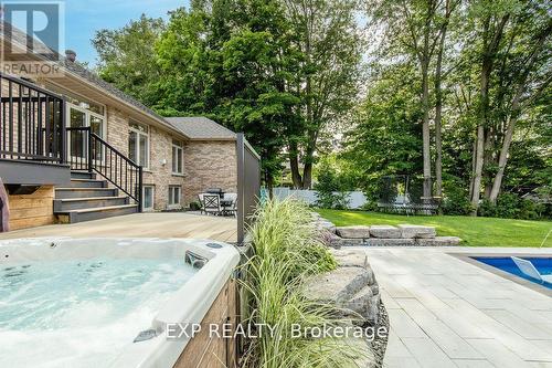 37 Paddy Dunns Circle, Springwater, ON 