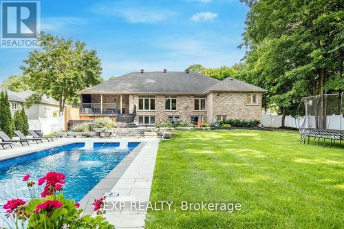 37 Paddy Dunns Circle, Springwater, ON 