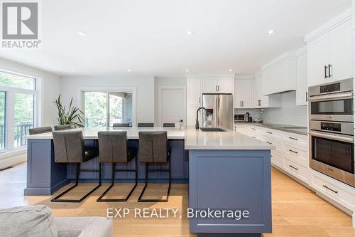 37 Paddy Dunns Circle, Springwater, ON 