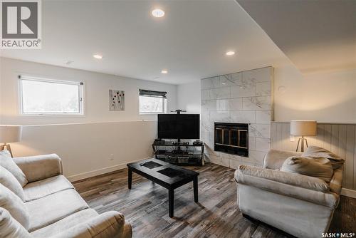 335 Thain Crescent, Saskatoon, SK 