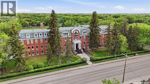 303 3225 13th AVENUE  Regina, SK S4T 1P5