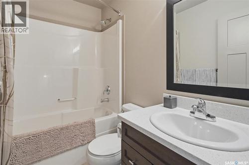 256 Maningas Bend, Saskatoon, SK 