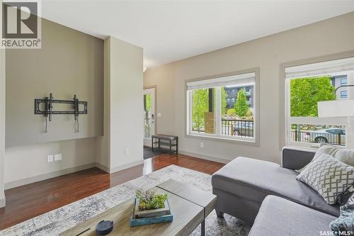 256 Maningas Bend, Saskatoon, SK 