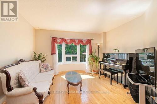 3372 Bobwhite Mews, Mississauga, ON 