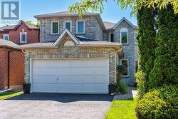 3372 BOBWHITE MEWS  Mississauga, ON L5N 6E7