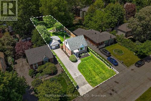 32 Rockwood Drive, Toronto, ON 