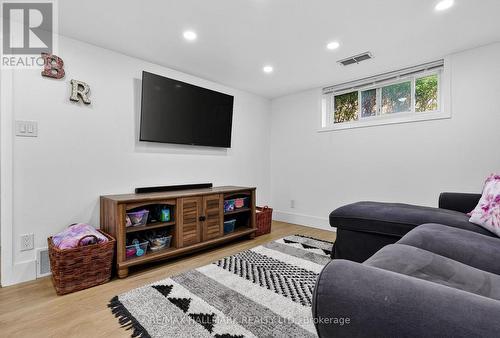 32 Rockwood Drive, Toronto, ON 
