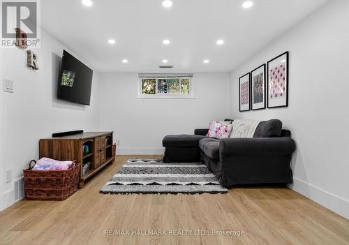 32 Rockwood Drive, Toronto, ON 