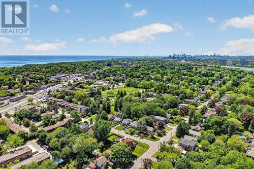 32 Rockwood Drive, Toronto, ON 