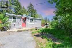 20 Riverside Lane Saint John, NB E2M 6Y9