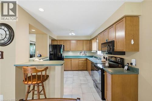 20 Melran Drive, Cambridge, ON - Indoor Photo Showing Kitchen