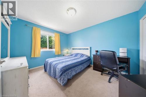 20 Melran Drive, Cambridge, ON - Indoor Photo Showing Bedroom