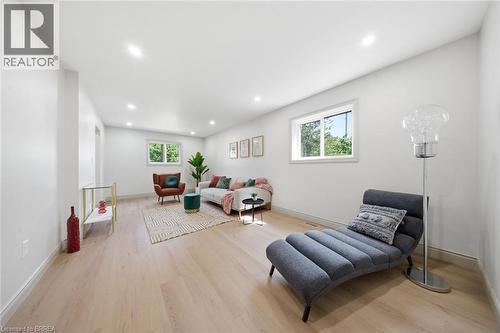 14 Bond Street, Brantford, ON - Indoor