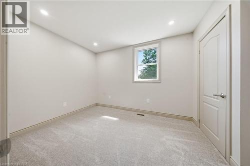 14 Bond Street, Brantford, ON - Indoor Photo Showing Other Room