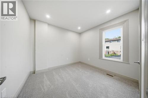14 Bond Street, Brantford, ON - Indoor Photo Showing Other Room