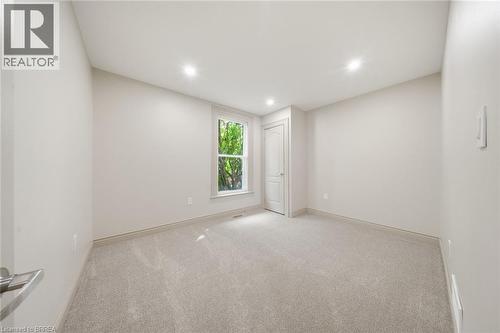 14 Bond Street, Brantford, ON - Indoor