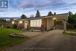 49 HIGWOOD DRIVE  Ottawa, ON K2E 5K9